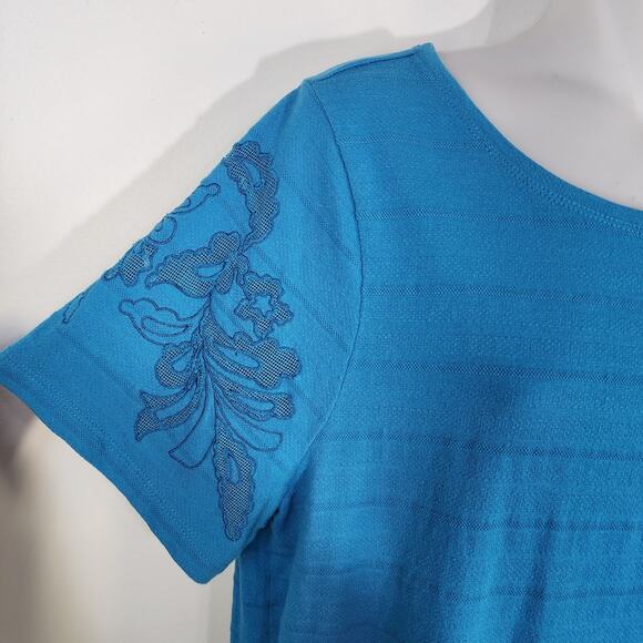 Soft Surroundings Top Large Ventana Tee Short Sleeve Embroidered Mesh Cut Out - Picture 4 of 10